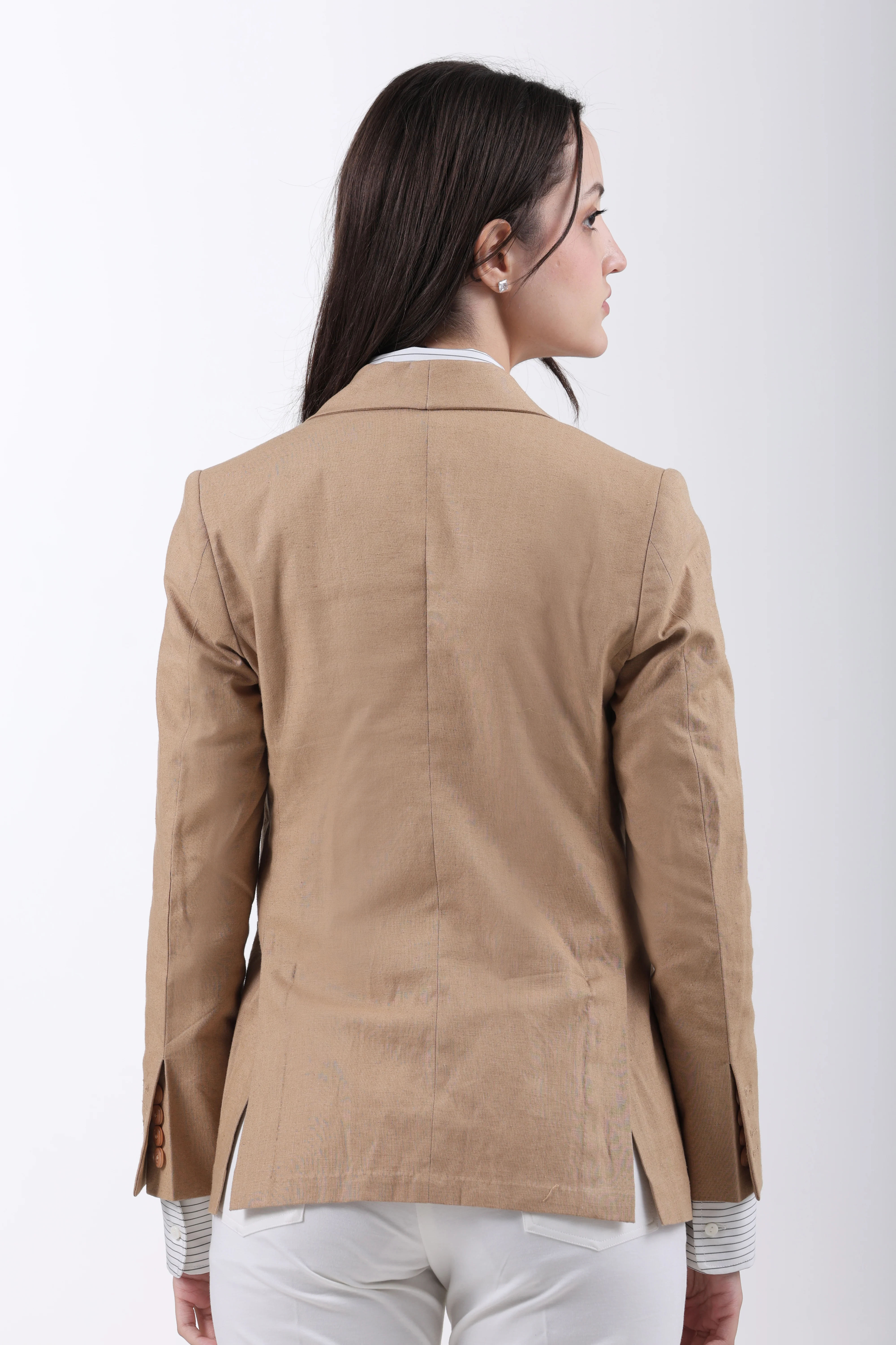 Classic Structure Belgian Linen Blazer – Desert Beige - Image 5