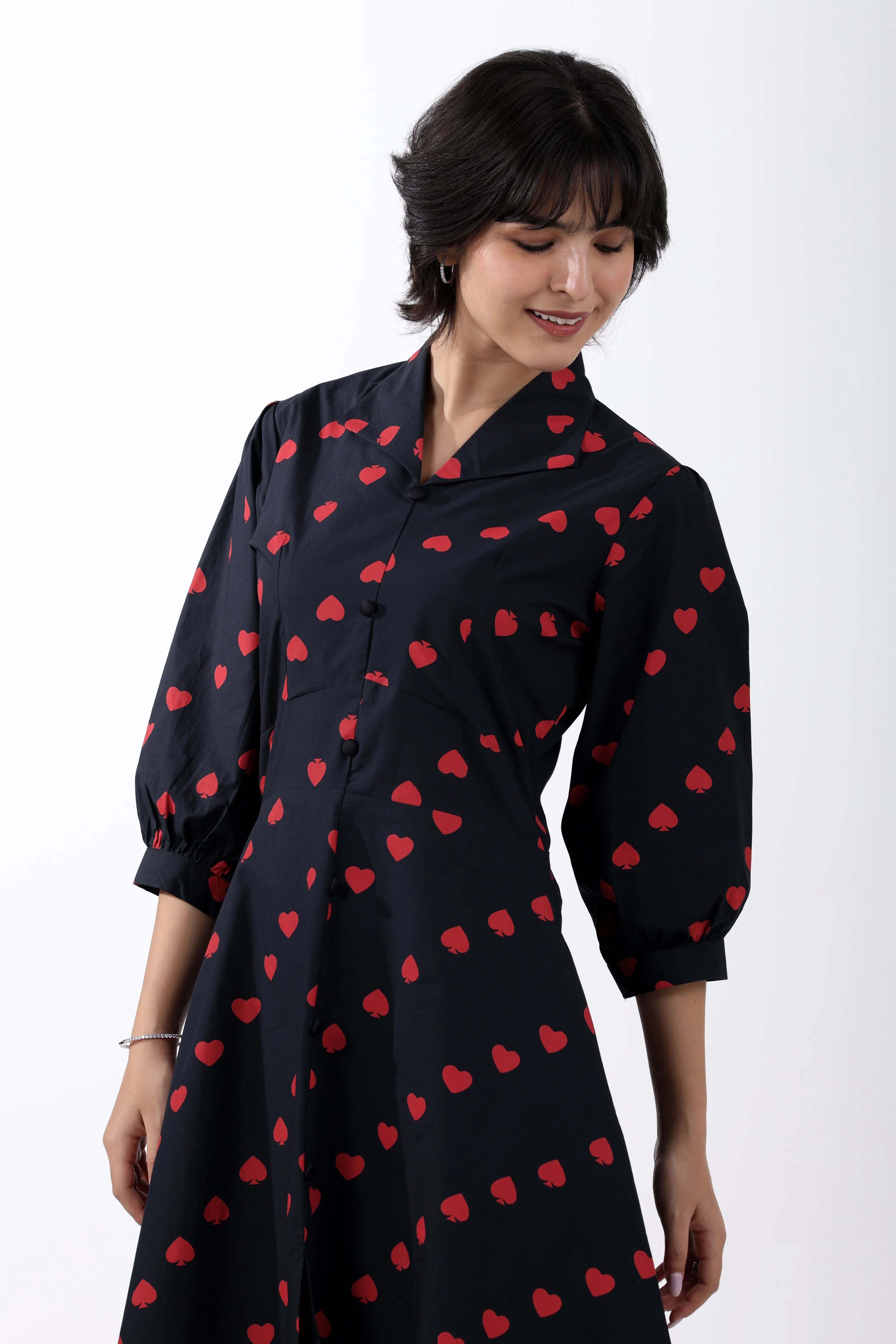 Heart & Spade Print Cotton Midi Dress – Black & Red - Image 3