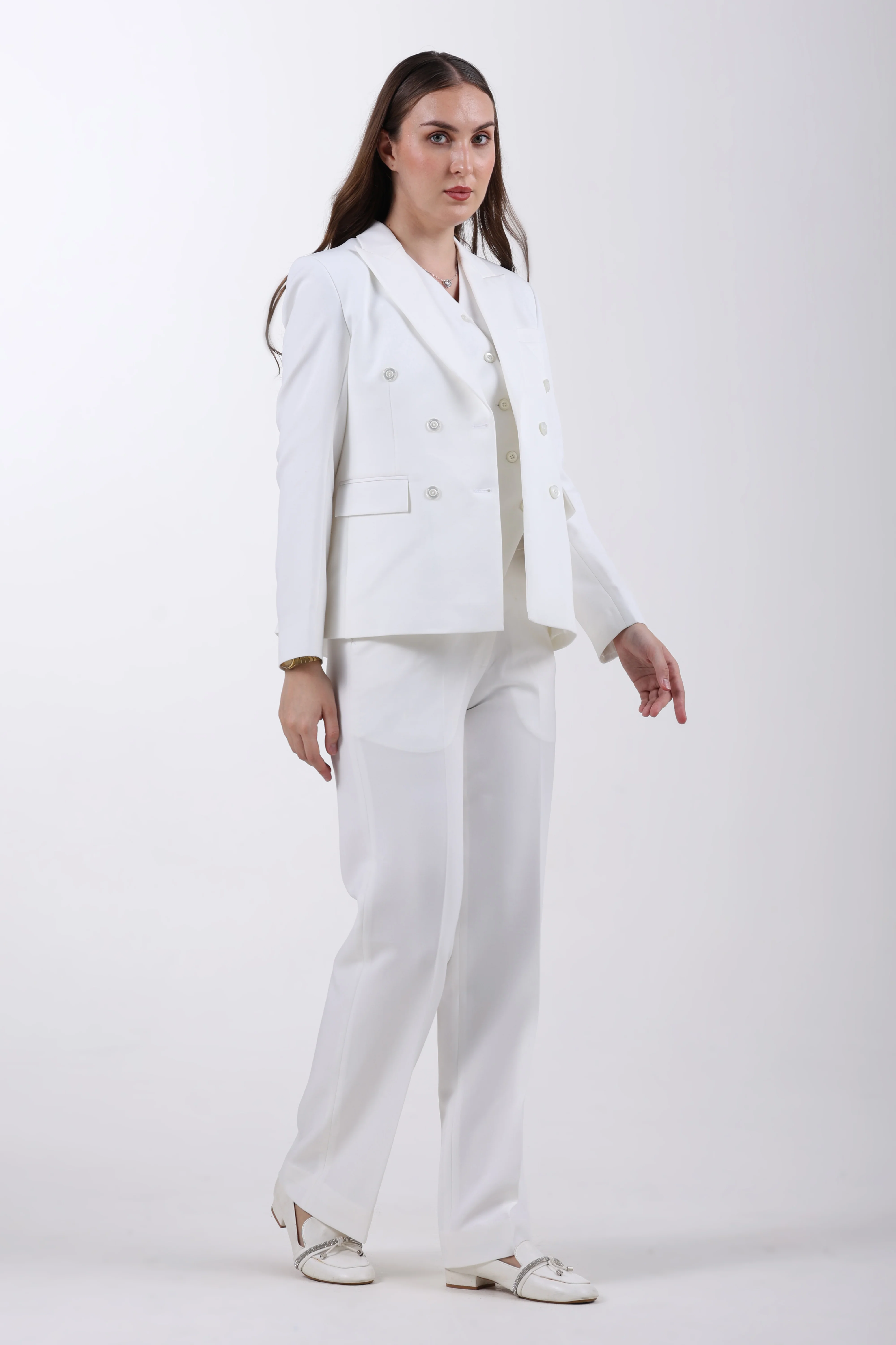 The Limitless Command 3-Piece Double-Breasted Suit Set – White - Image 5