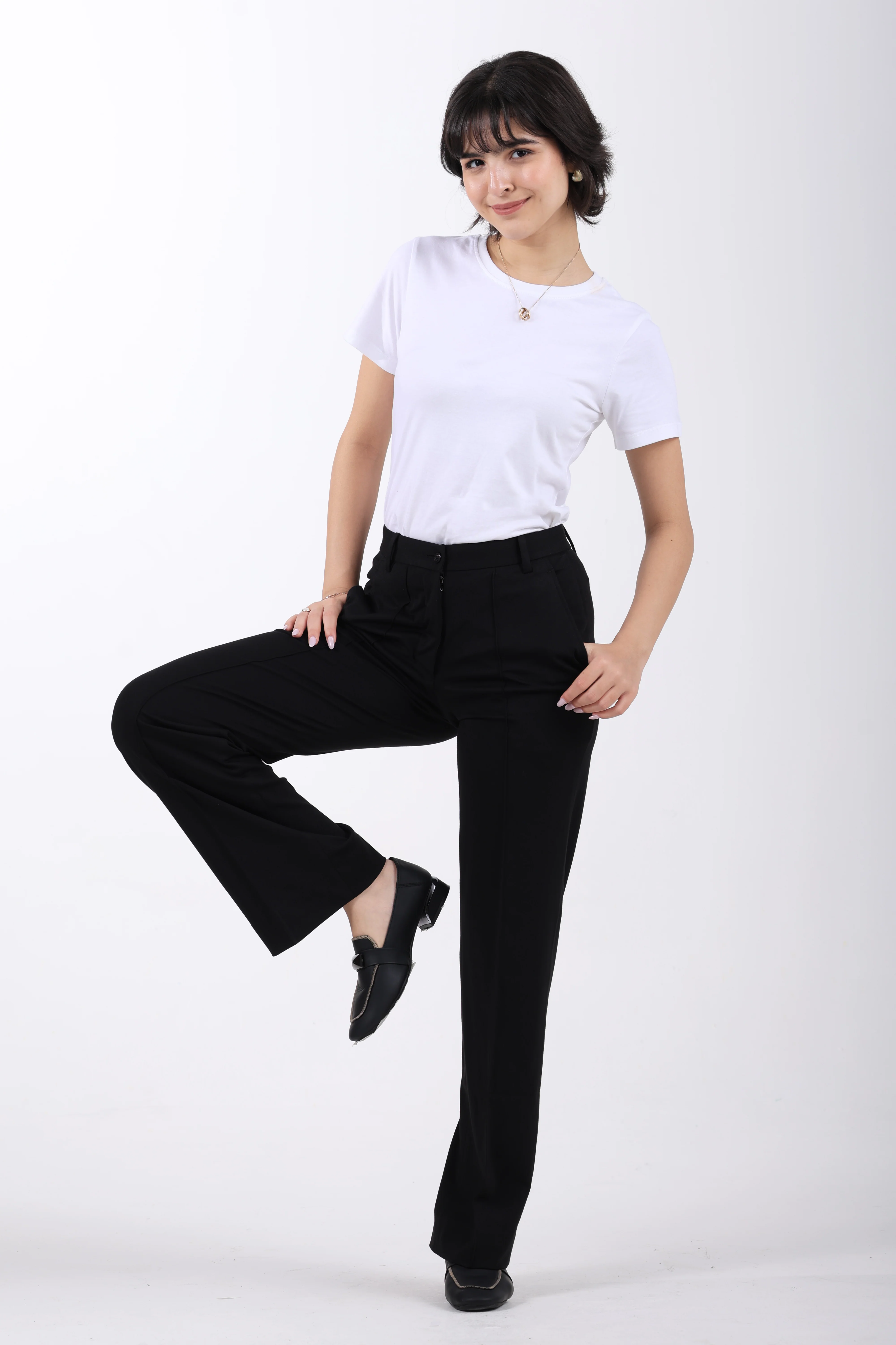 Limitless Core™ Pintuck Straight Fit Pants – Black - Image 3