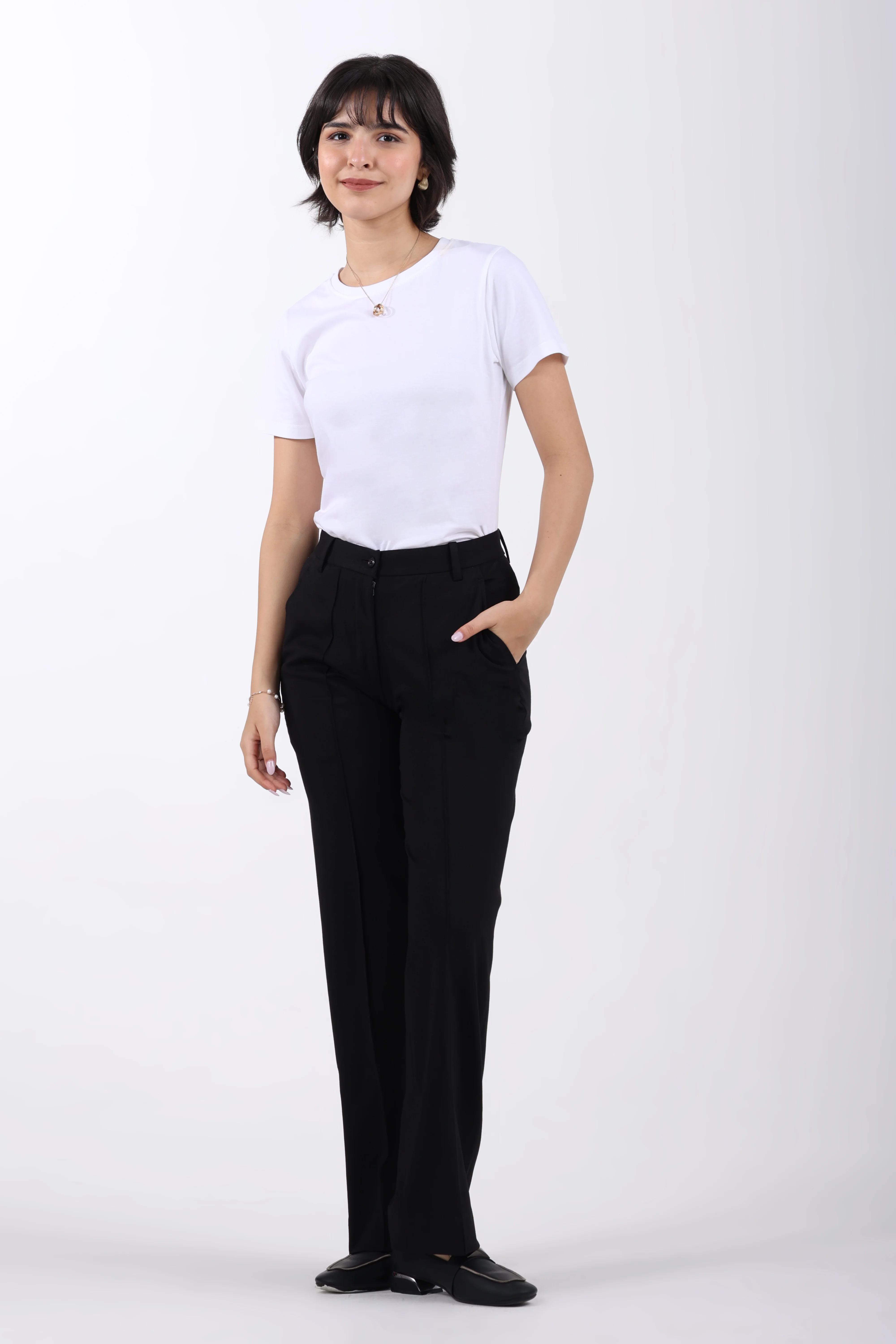 Limitless Core™ Pintuck Straight Fit Pants – Black - Image 4