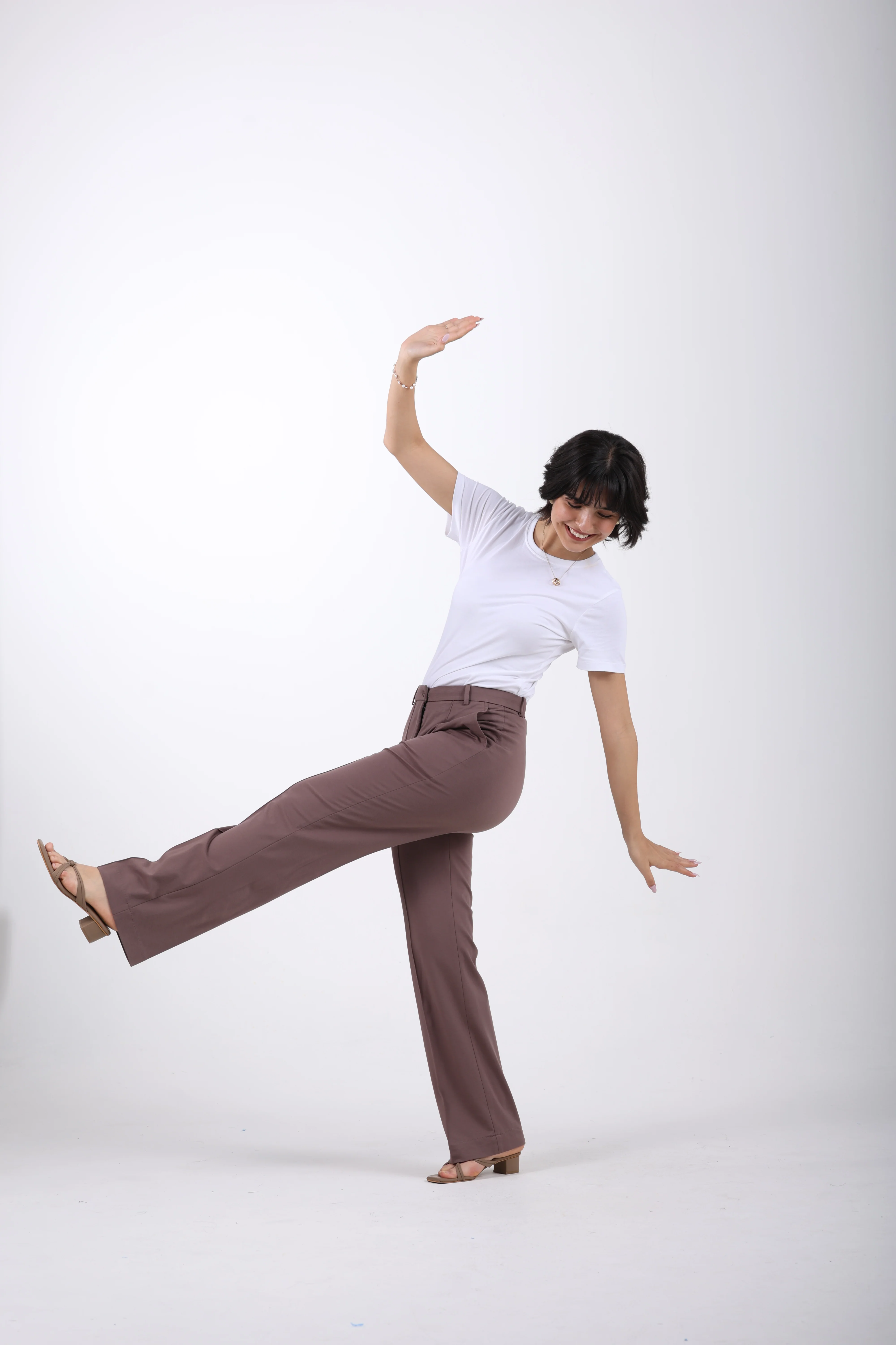 Limitless Core™ Pintuck Straight Fit Pants – Cocoa Brown - Image 7