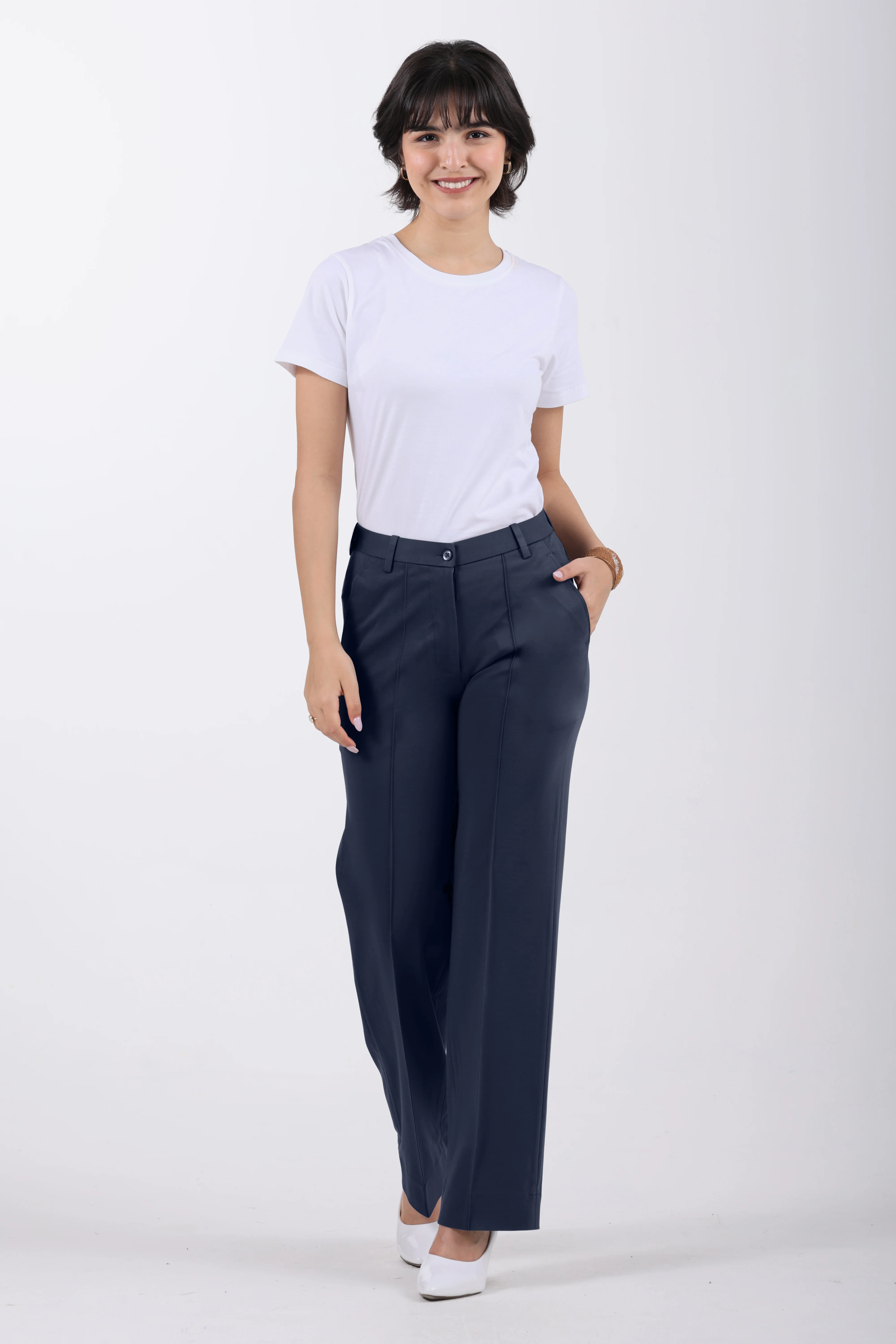 Limitless Core™ Pintuck Straight Fit Pants – Navy Blue - Image 4