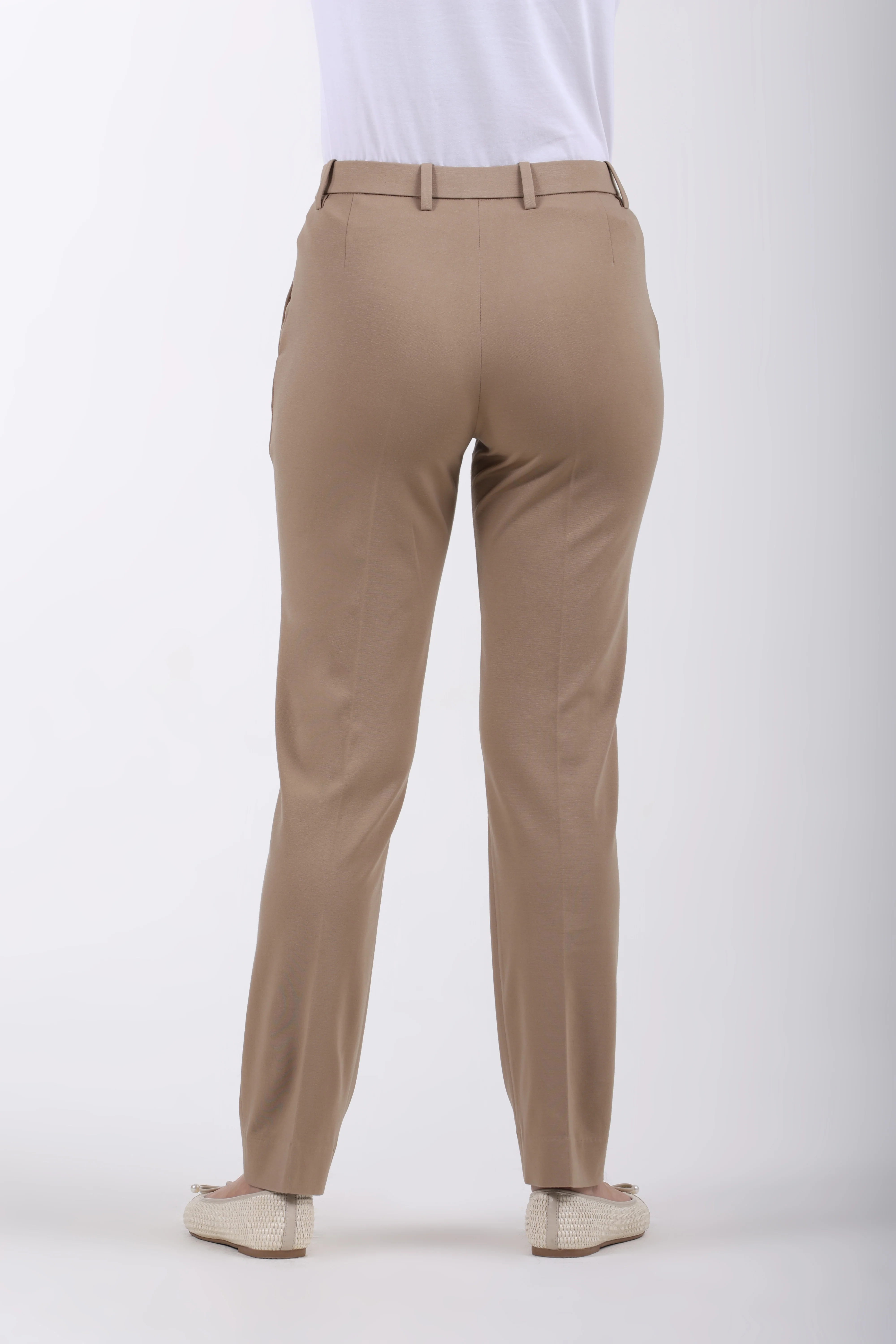 Limitless Core™ Tapered Pants – Beige - Image 8