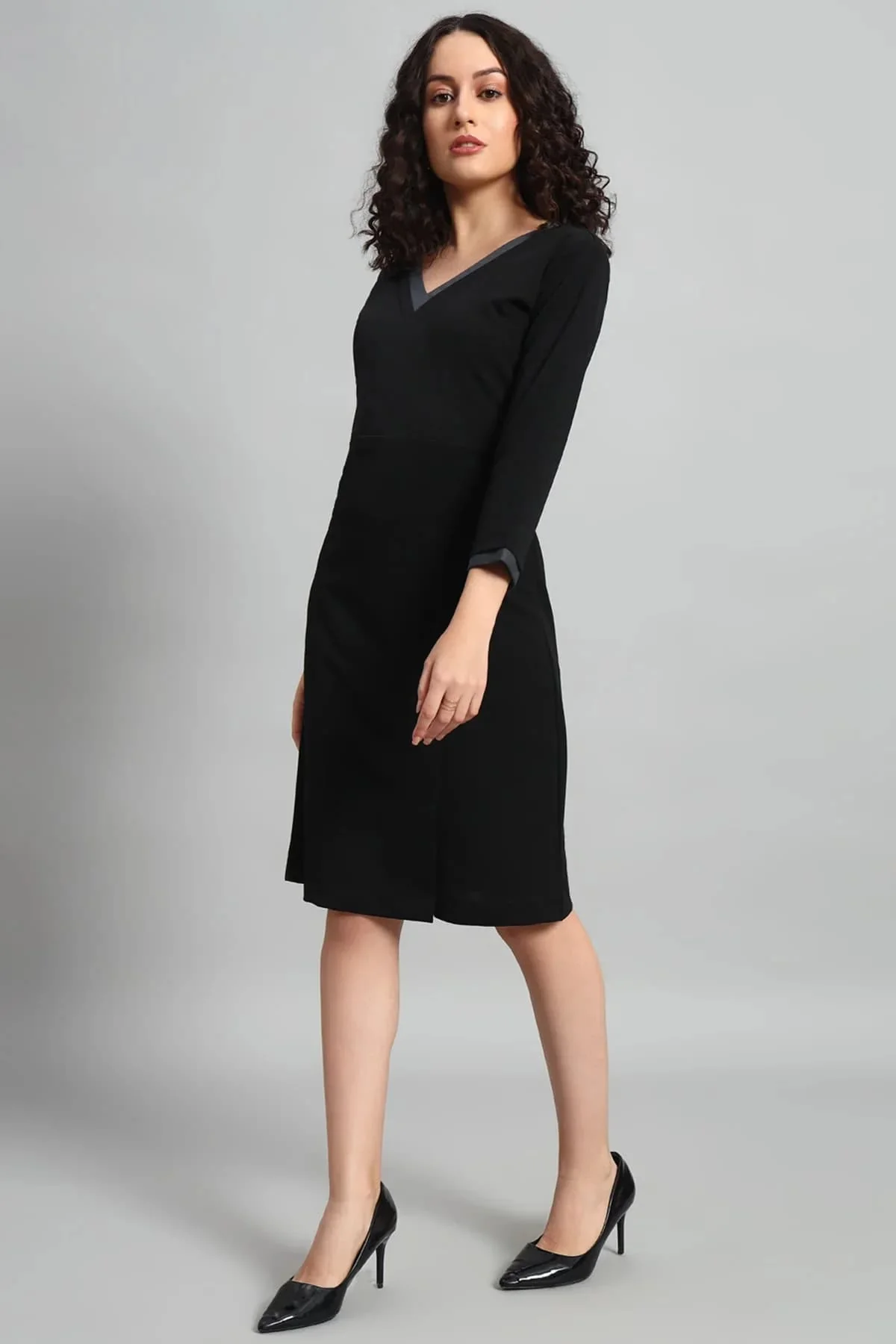 Luminary Layers Sheath Dress – Black - Image 3