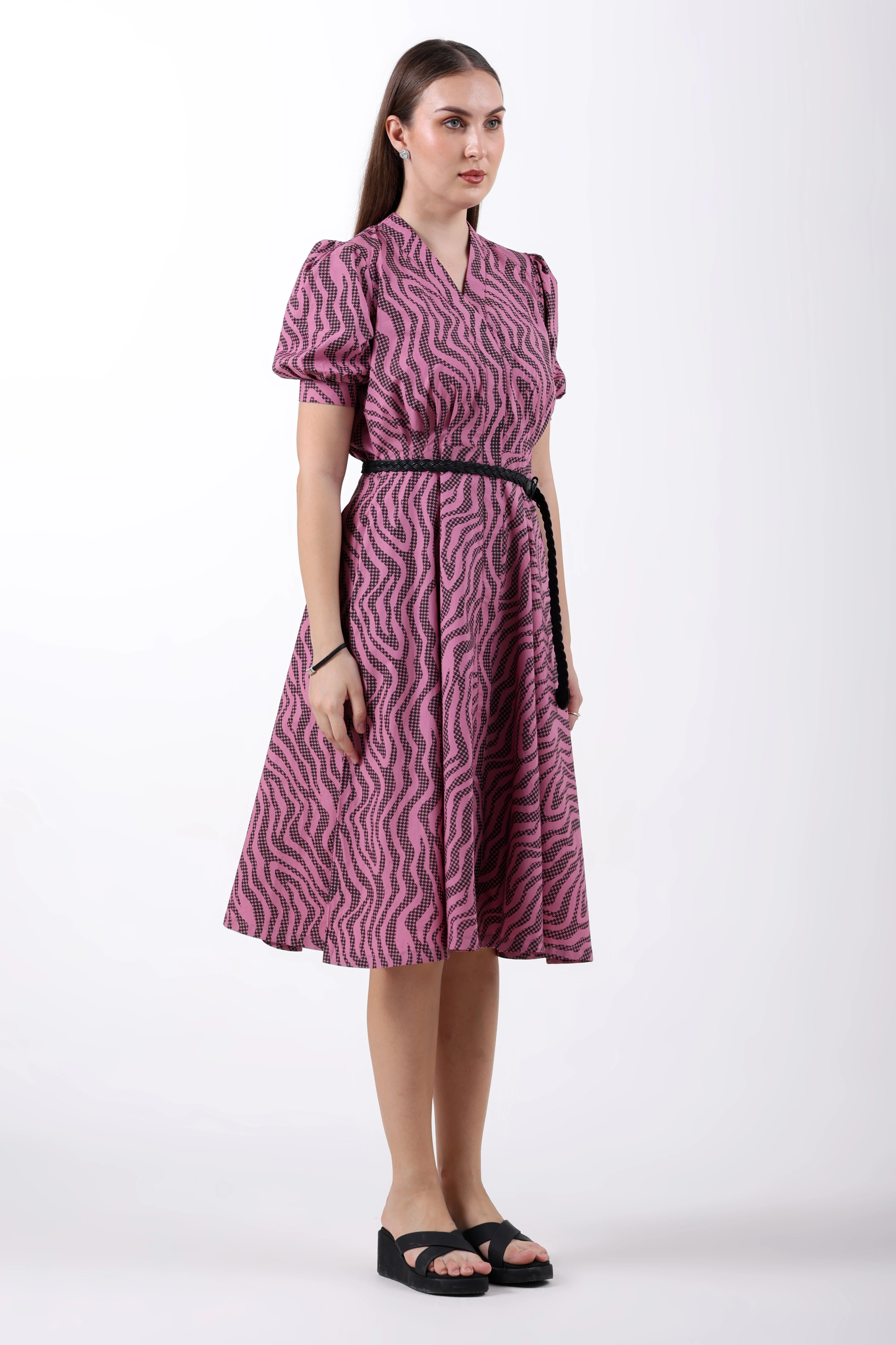Mauve Precision Pleated Cotton Midi Dress for Women - Image 4