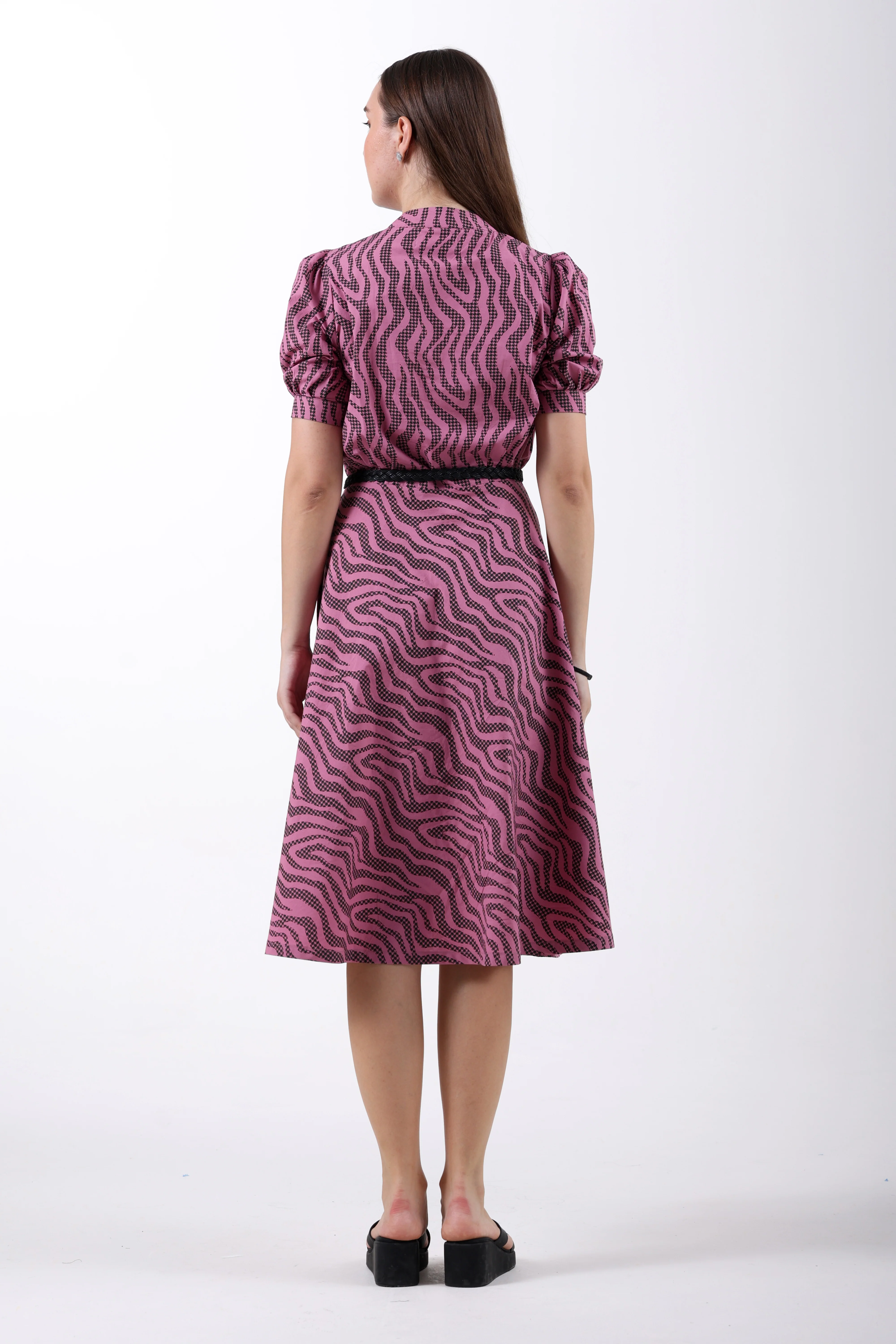 Mauve Precision Pleated Cotton Midi Dress for Women - Image 8