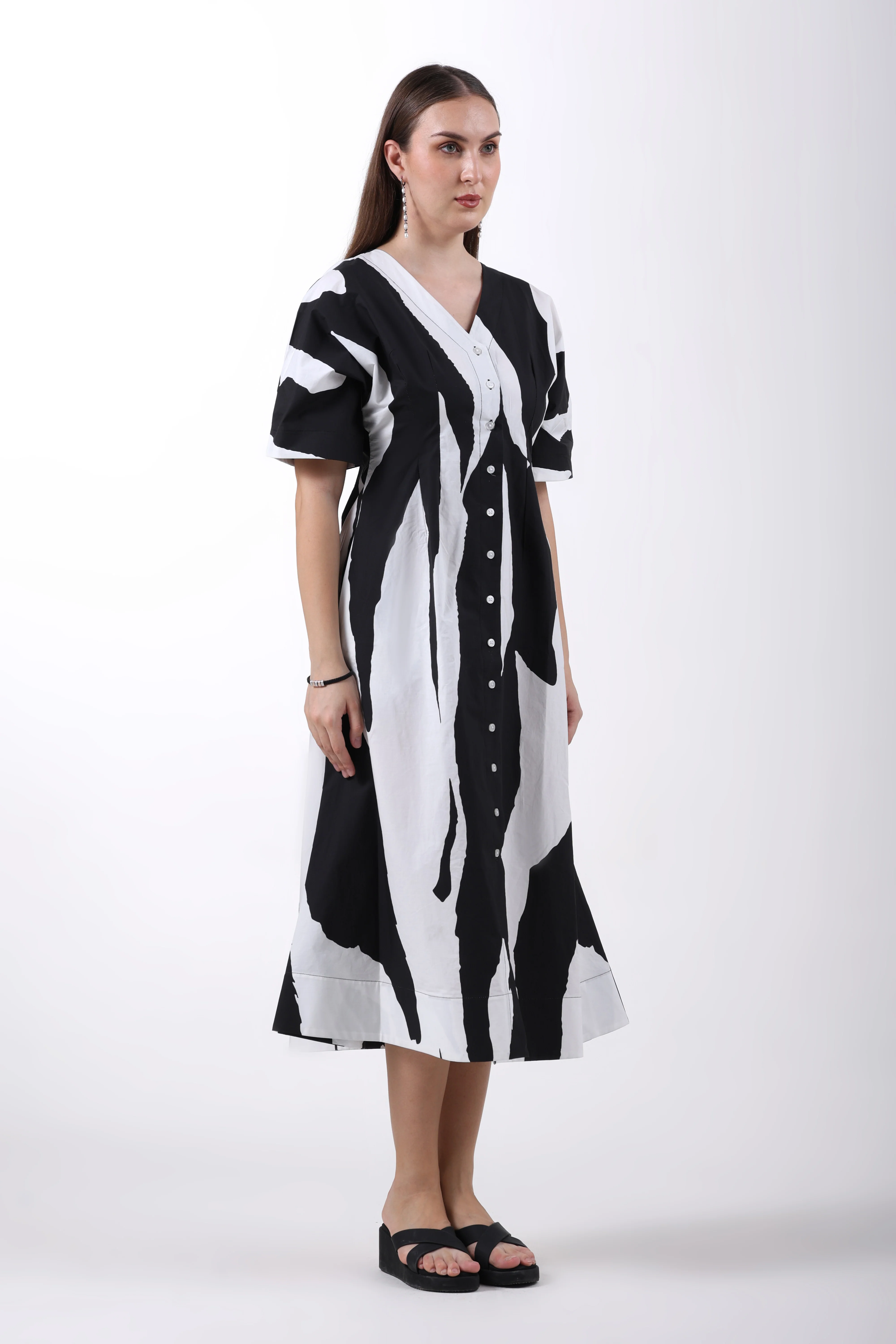 Monochrome Motion Cotton Midi Dress - Image 5