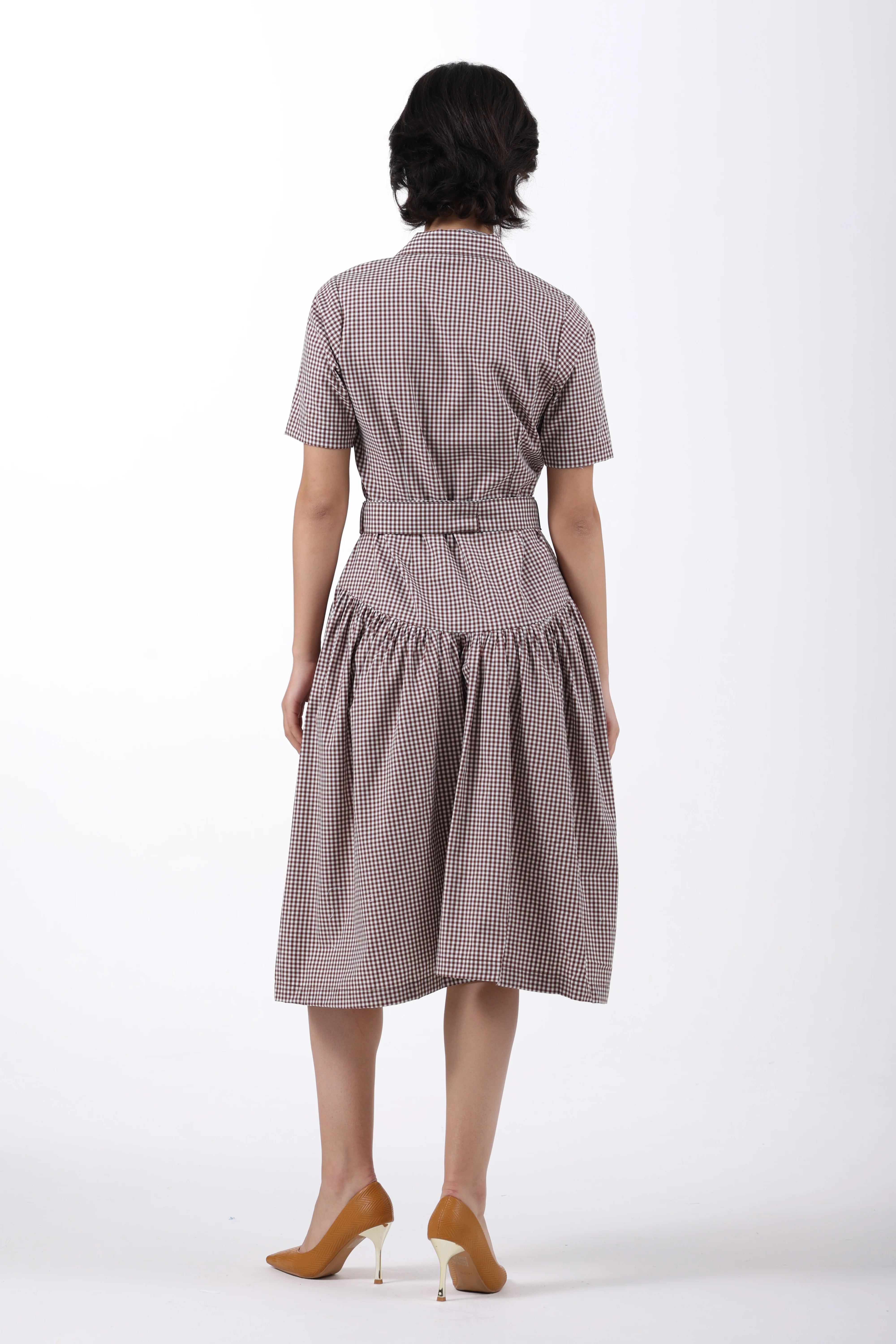 Signature 2-Ply Cotton Gingham Structured Midi Dress – Brown - Image 7