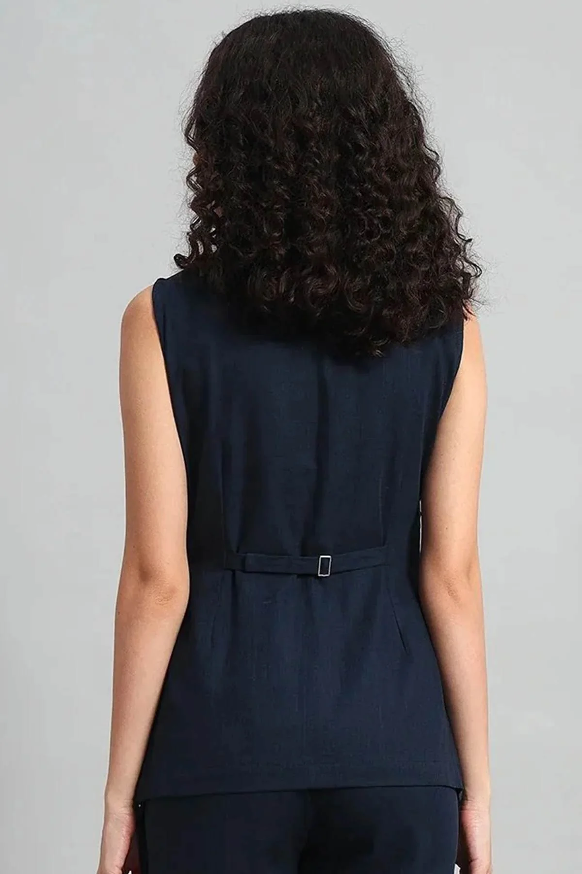 Square Neck Linen Vest – Navy Blue - Image 3